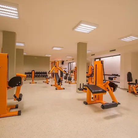 Macon Wellness & Апартхотел