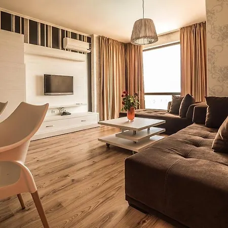 Macon Wellness & アパートホテル