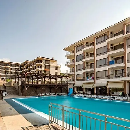 アパートホテル Macon Wellness &